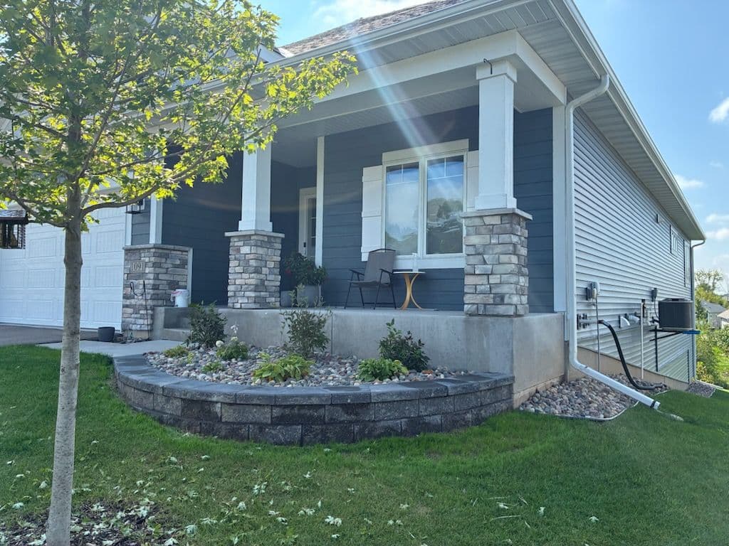 Project Curb Appeal Boost with Retaining Wall in Woodbury image