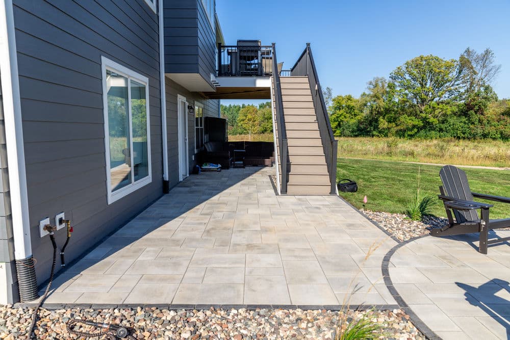 Elevated Outdoor Living Space in Stillwater