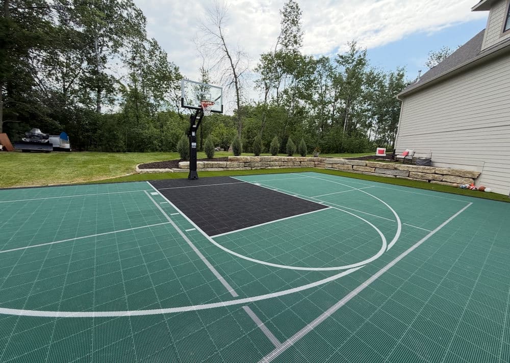 Project Artificial Turf Installation for Modern Courtyard image