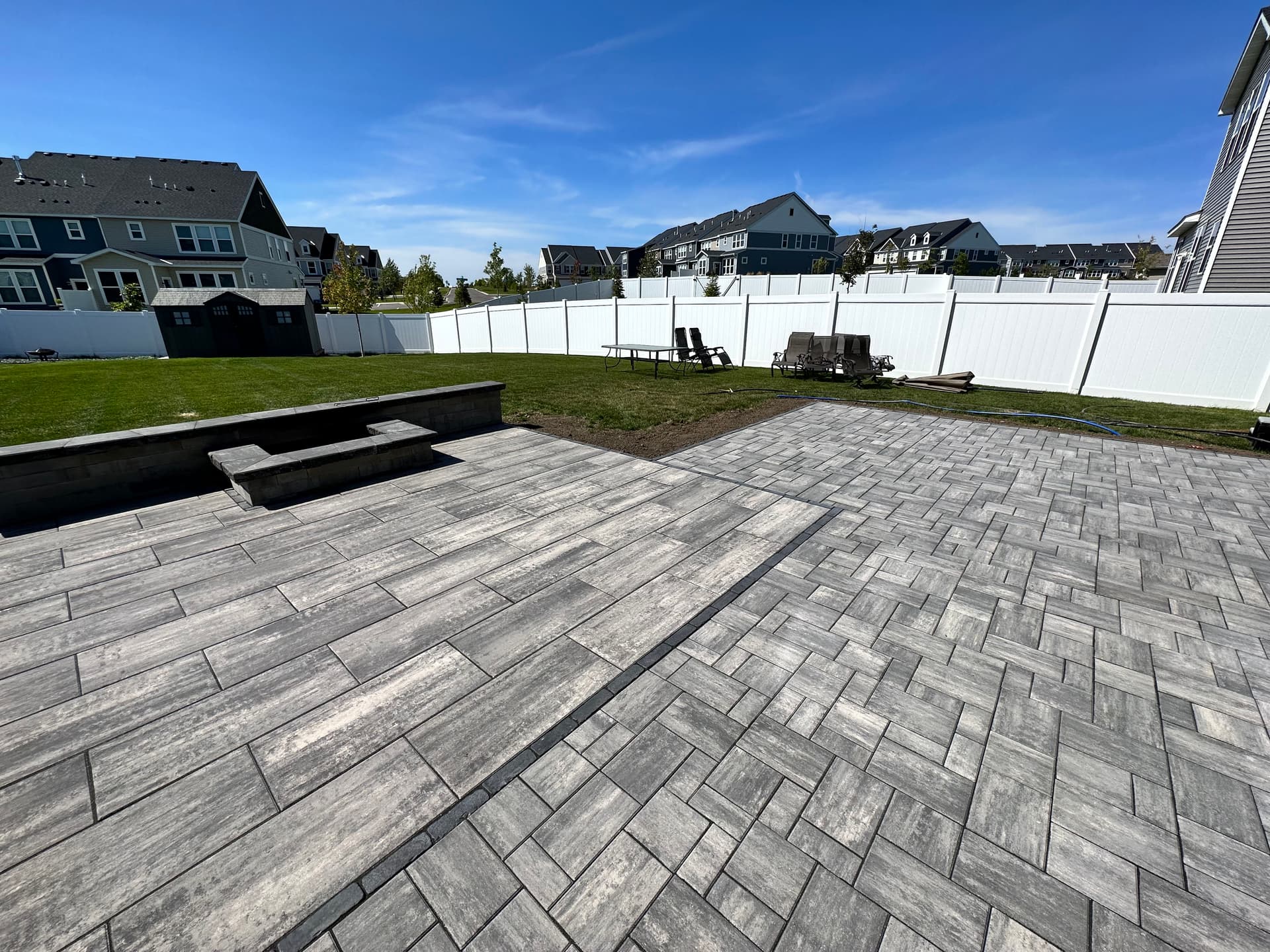 Gallery photos for Modern Backyard Patio Installation: Image #3